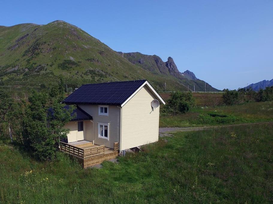 Charming House By The Sea, Lofoten! Laupstad Eksteriør bilde